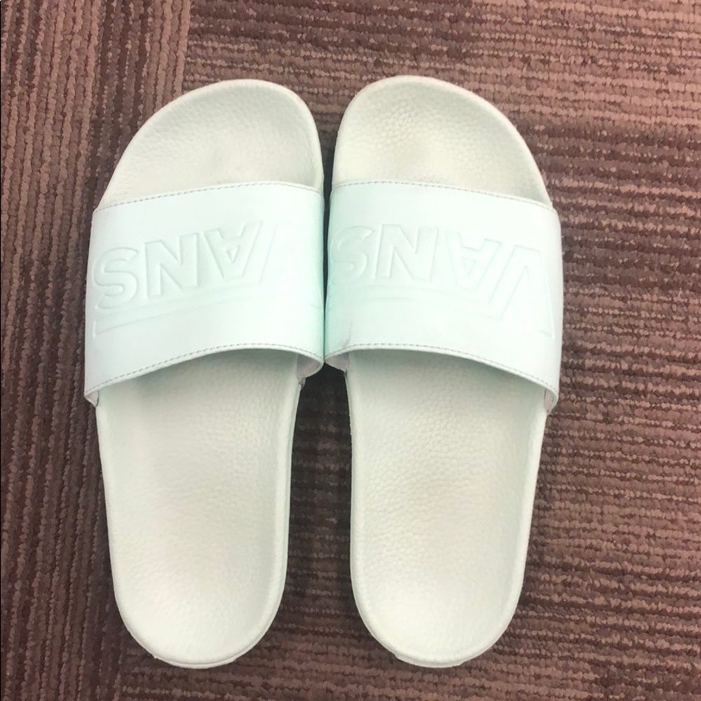 Vans slides